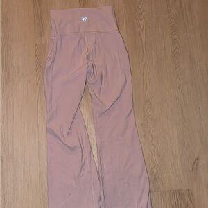Aritzia Pink Leggings